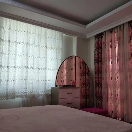 Διαμέρισμα Clean And Comfortable Apartment..double Private Room+wifi+kitchen..