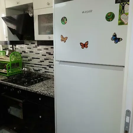 Clean And Comfortable Apartment..double Private Room+wifi+kitchen.. Διαμέρισμα