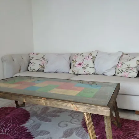 Clean And Comfortable Apartment..double Private Room+wifi+kitchen..